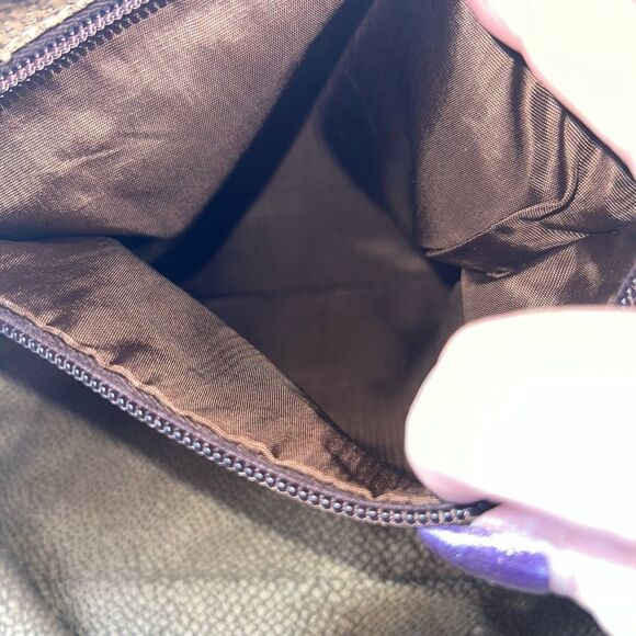 Borbonese Redwall Soft Leather Dome Bag - Picture 12 of 13